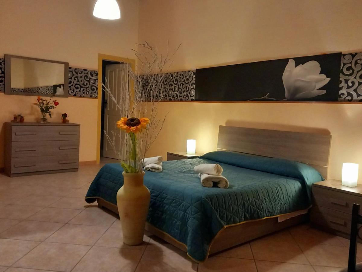Villa Laura Apartment 지아르디니낙소스 외부 사진