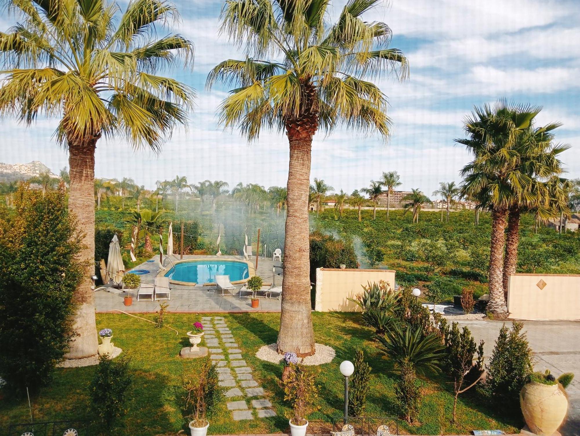 Villa Laura Apartment 지아르디니낙소스 외부 사진